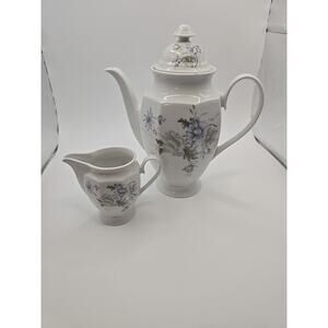 Vintage Heinrich Winterling Bavarian Tea Pot 9'' And Cream Vase